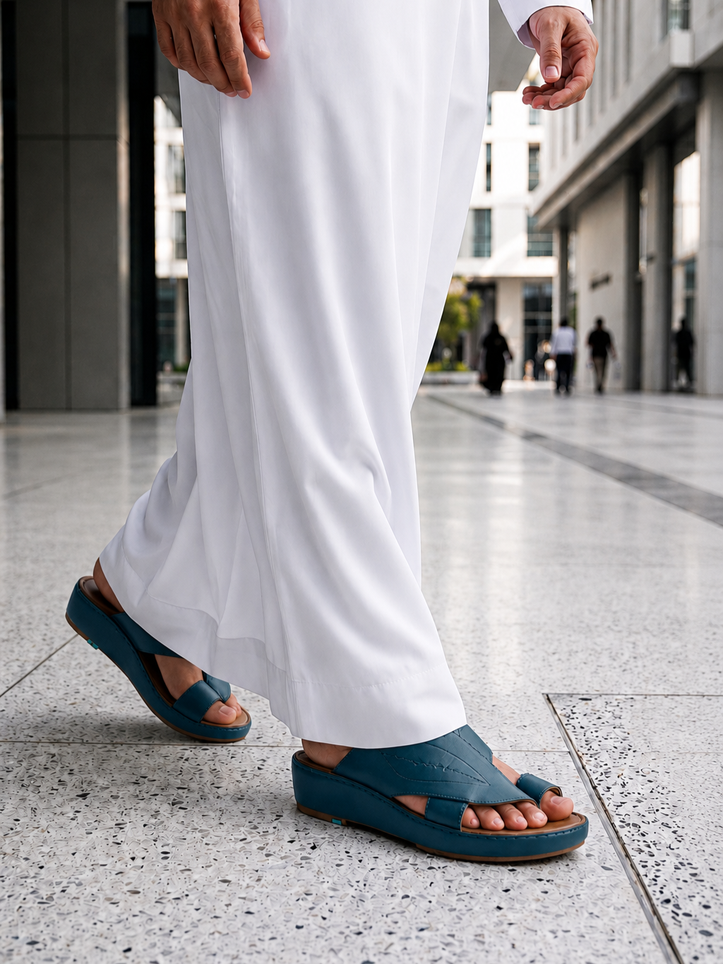 Khaleeji Style Arabic Sandals for Man with Style|Khaleeji inspired sandal|Stylish Khaleeji style Men Sandals at Tamashee