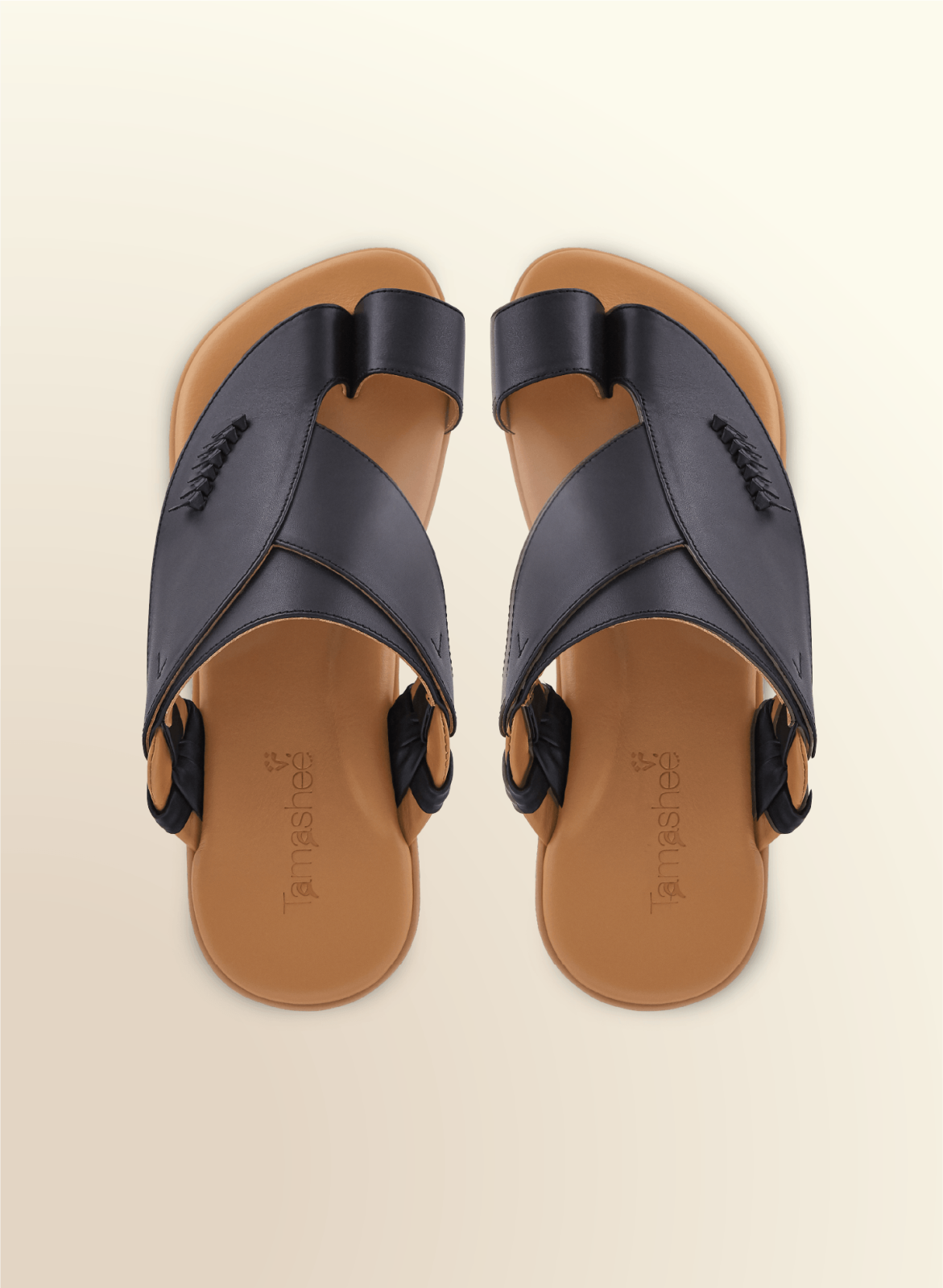 Black Arabic sandals style Men cow Leather|Tamashee Black sandals close up Cow leather |Black |Tamashee Black sandals for men elegant Arabic sandals with flat sole|Story of sandals for men premium Arabic sandals |Detail Image of stylish Cow leather sandal