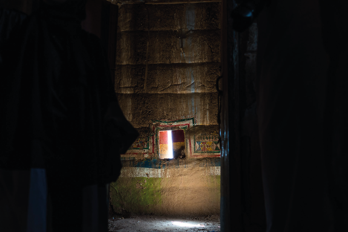 Tamashee Asir, KSA Culture Luxury Tour and Trip|TamasheeTour Asir, KSA Trip|Tamashee Asir, KSA Culture Tour and Trip|Tamashee Asir, KSA Culture Tour and Trip|Tamashee Cluture Asir, KSA Trip|Tourists engaging with local culture on a Asir, KSA Trip|Explorin