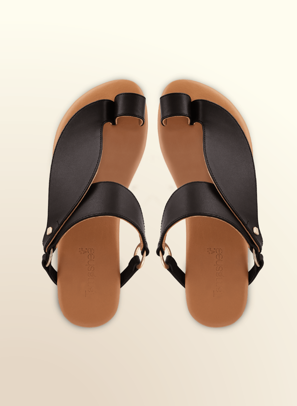 Black sandals for women leather flat sandals|Black women sandals classic flat sandals design|Black sandals comfortable women sandals|Tamashee leather sandals Black women|Detail Of Black women sandals premium leather|Black sandals comfortable flat design|B