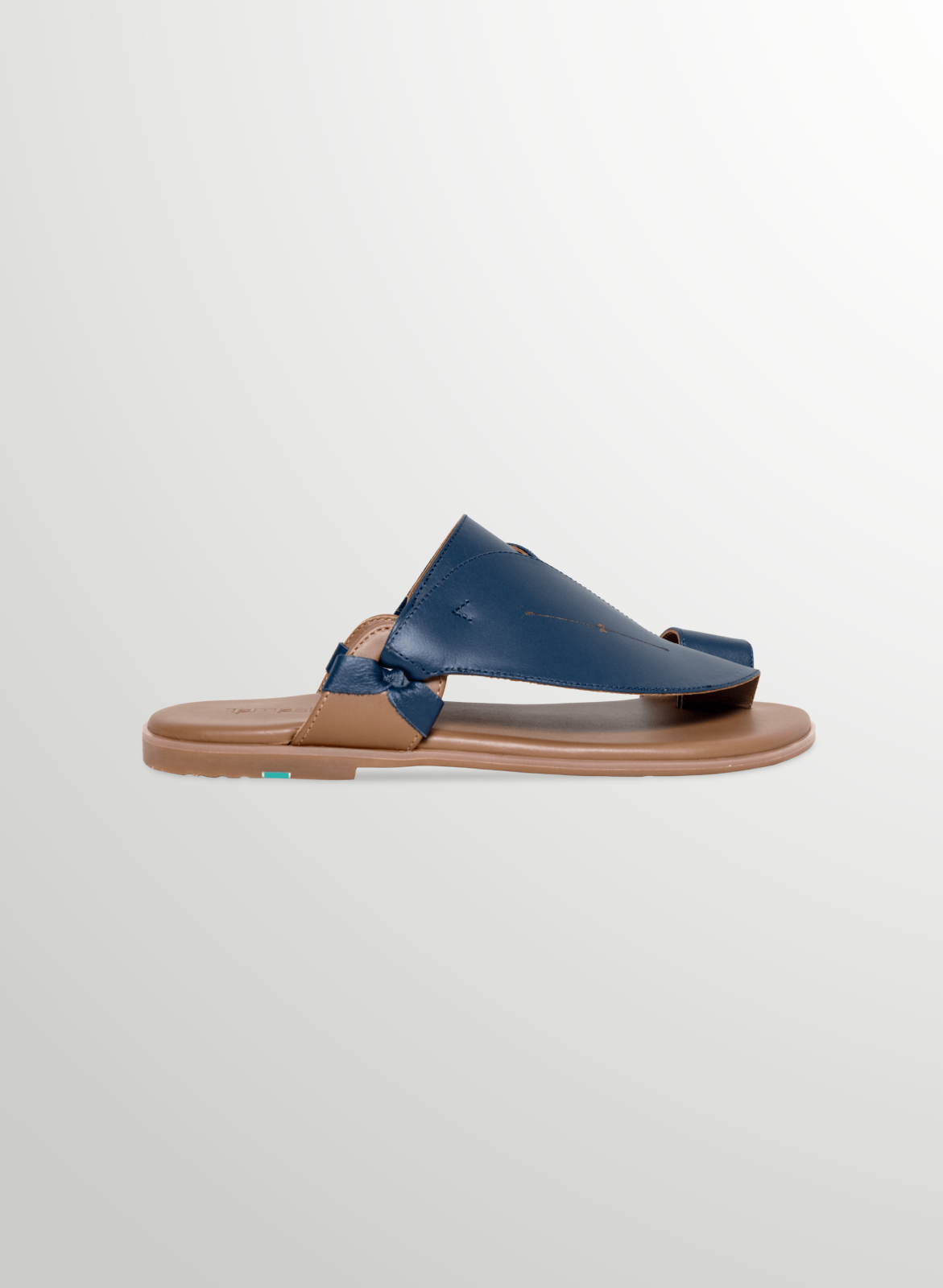 Tamashee mens sandals comfort|صندل رجالي مثالي للاستخدام اليومي في الإمارات|Tamashee flat sandals leather|Story of Tamashee Arabic sandals UAE|Detail Image Of Arabic mens sandals UAE|صندل تماشي جلد البقر للاستخدام اليومي|Arabic mens sandals UAE|صندل تماشي
