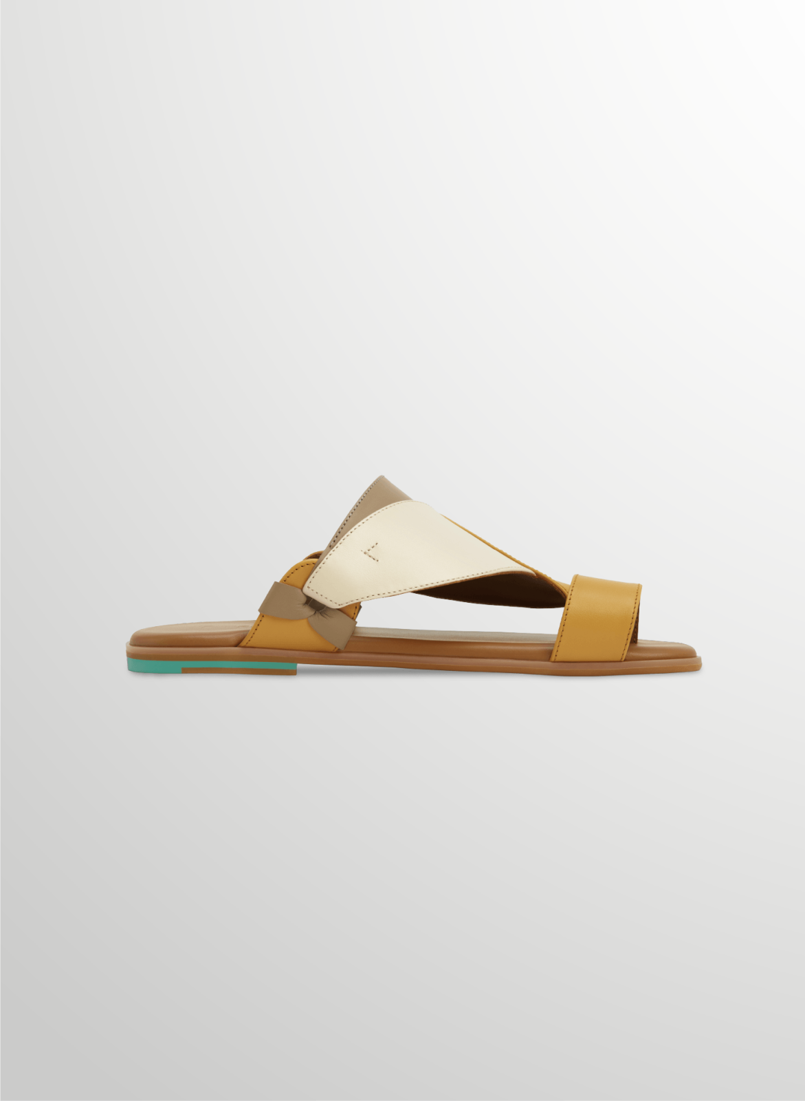 Salla durable Cow leather sandals|Salla Tamashee mens sandals comfort|Story of Salla Mens sandals premium cow leather|Details Images of Tamashee Arabic sandals UAE|صندل رجالي من تماشي جلد البقر بتصميم أنيق للاستخدام اليومي عصري جديد|Salla Cow leather foot