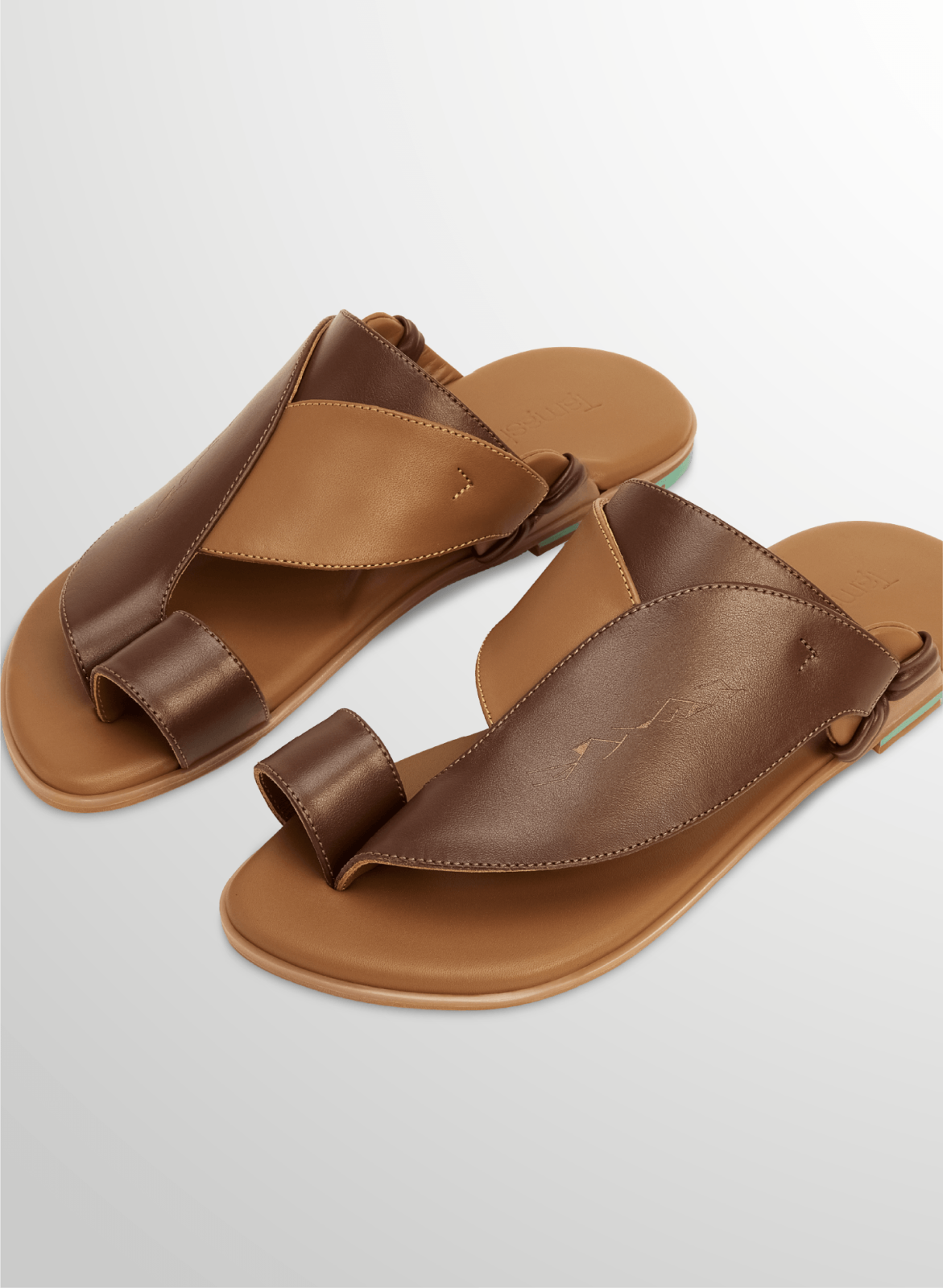 Ashjaar Mens sandals traditional style|Ashjaar daily wear Men sandals|Story of Mens sandals traditional style|Details Images of Leather sandals classic men|صندل تماشي جلد البقر اشجار كلاسيك للرجال تصميم أنيق وعملي|Ashjaar Tamashee premium Arabic sandals