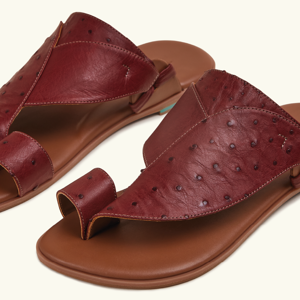 ostrich genuine leather 
women flat sandals 
classic 
premium |||||||Tamashee Men Sandals in Soft Ostrich Leather
|Minimalist Flat Sandals for Men at Tamashee Footwear
|Minimalist Flat Sandals for Men at Tamashee Footwear|Stylish Arabic Men Sandals with T