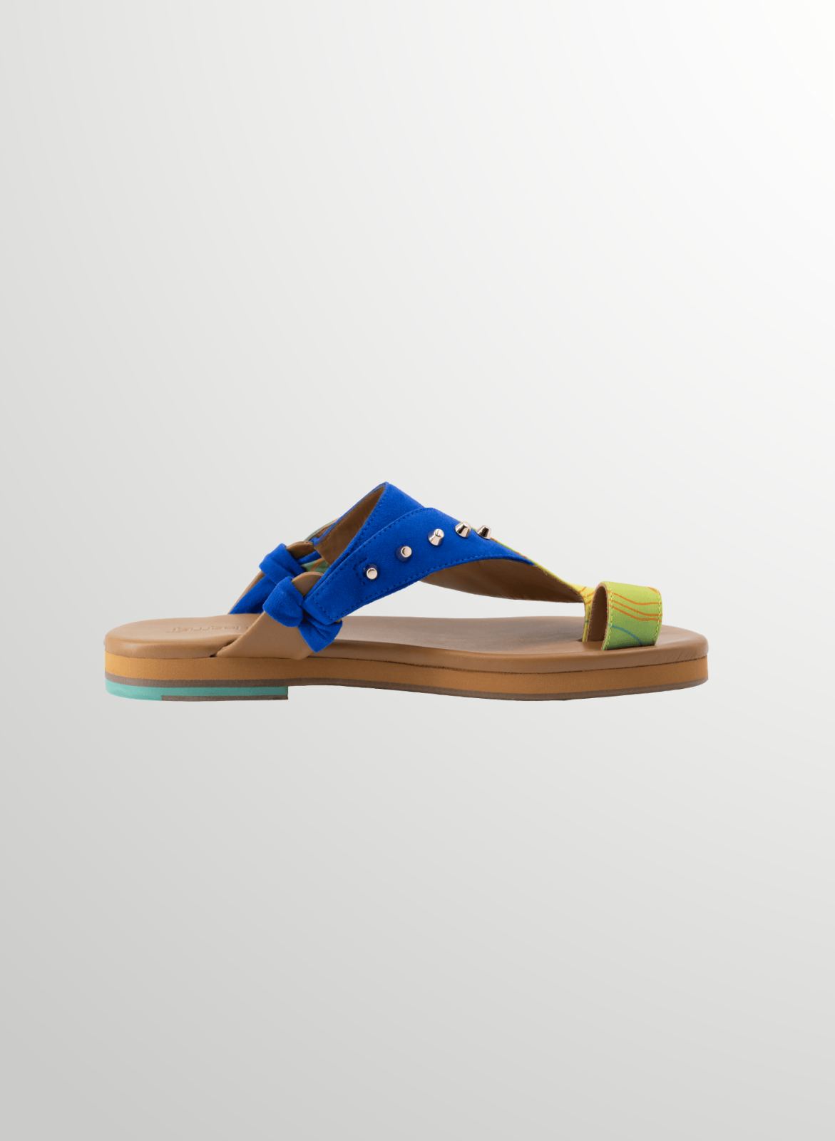Hili Sandals women sandals classic flat sandals by Tamashee|Hili Sandals leather sandals for women stylish everyday wear|Story of Hili Sandals flat sandals for women Arabic inspired design|Hili Sandals women sandals elegant leather sandals|Detail Images o