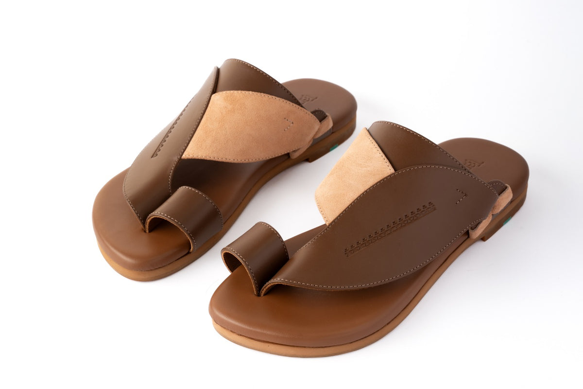 Gerab Arabic Sandals For Men At Tamashee|Gerab Flat Sandals for Men Premium Leather Sandals|Gerab Arabic Sandals for men at Tamashee|Side View of Arabic Sandals for Men|صندل رجالي جلد طبيعي يوفر الراحة والثبات طوال اليوم|Detail Information With image Abou