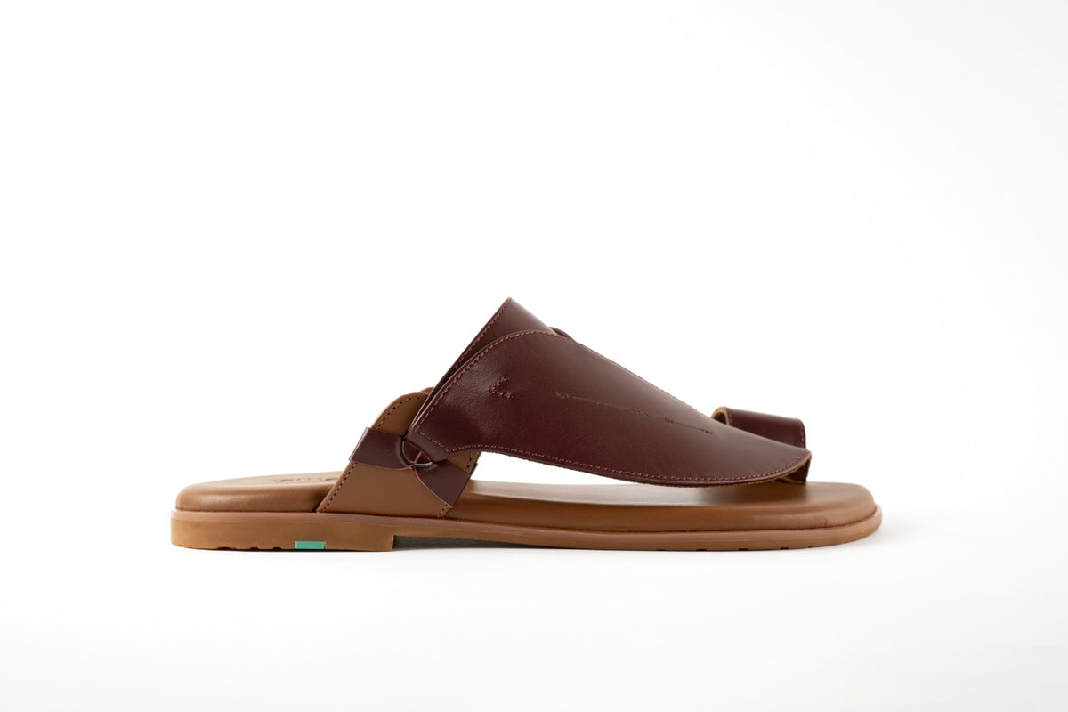Nasl Arabic Sandals for Men Style|صنادل رجالي بتصميم عصري يناسب الإطلالات الكاجوال|Traditional Nasl Arabic Sandals for men|Leather Ring of Arabic Sandals|Upper View of Cow Leather Arabic Sandals|Detail informational with Images of Nasl Sandals|Inspiration