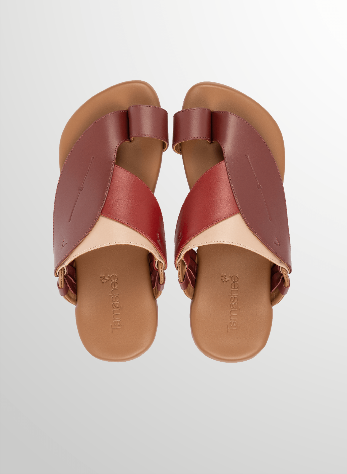 Side view of Leather Ring of Salis Sandals|صندل رجالي مثالي للاستخدام اليومي في الإمارات|Classic Salis Tamashee Arabic Sandals for men Style|Side view of Classic Tamashee Arabic Men Sandals|صندل جلد البقر يوفر دعم مريح للقدم|Detail Over view of Traditiona