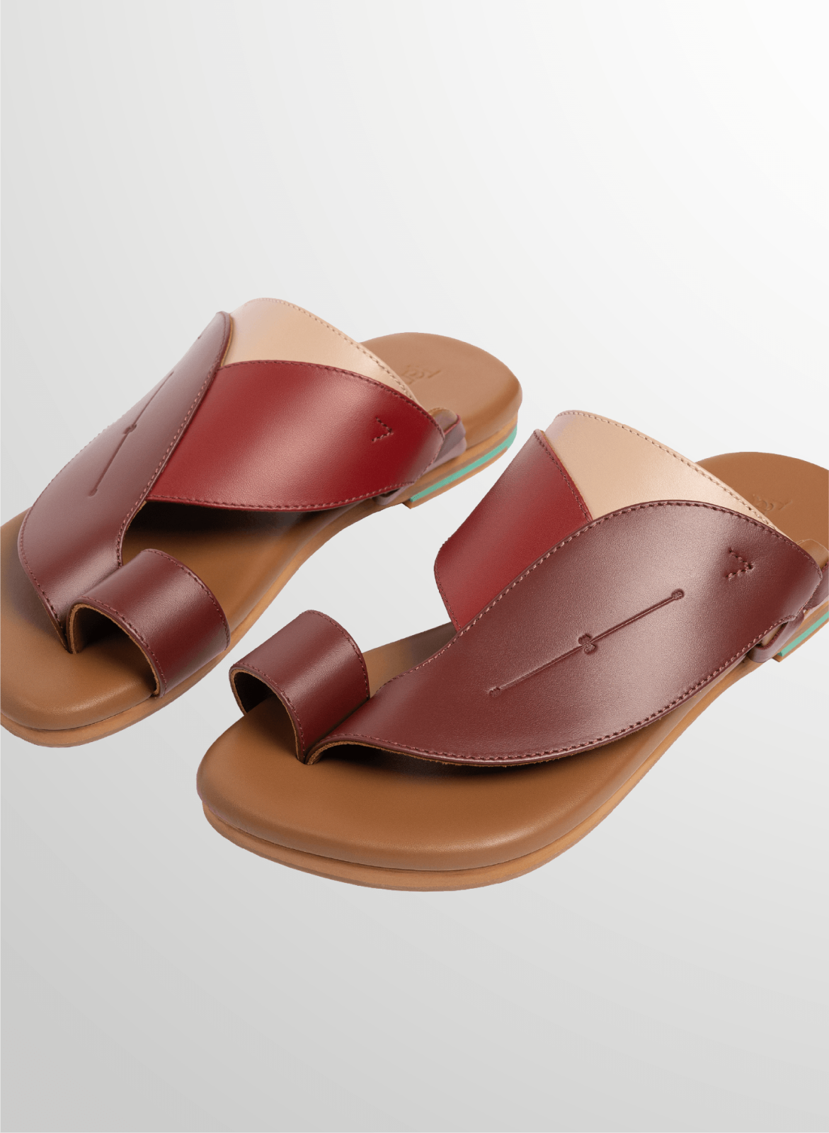 Side view of Leather Ring of Salis Sandals|Man Wearing Tamashee Arabic Sandals|Classic Salis Tamashee Arabic Sandals for men Style|Side view of Classic Tamashee Arabic Man Sandals|Upper view of Traditional Sandals|Detail Over view of Traditional Salis San