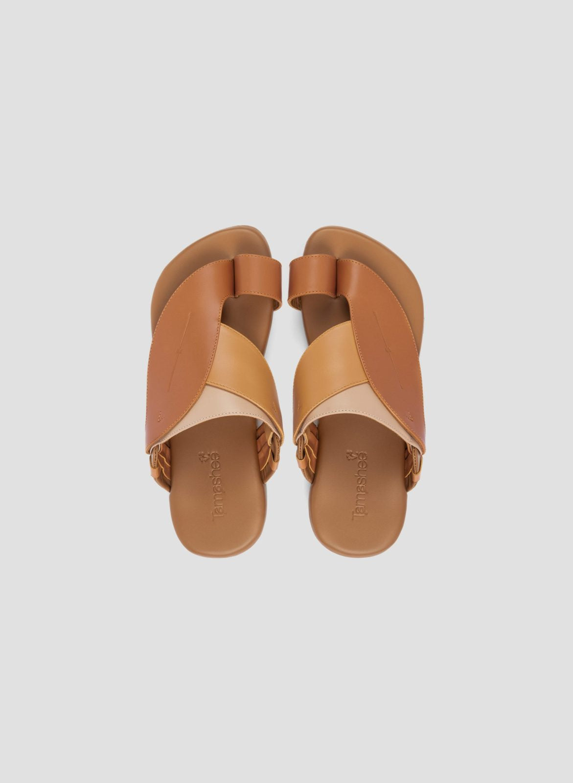 Side View of Cow Leather Hayyin Man Sandals|Men Wear Hayyin Arabic Sandals for Men|Stylish Side view of Hayyin Tamashee Sandals for men|Side view of Leather Ring of Hayyin Sandals|Stylish Cow Leather of Hayyin Arabic Sandals|Detail Of Hayyin Tamashee Arab