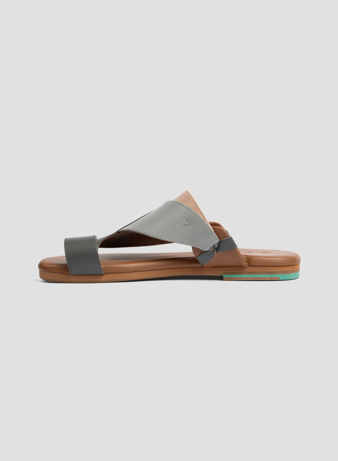 Side view of Yaseer Men sandals|Man Wear |Front view of Yaseer Arabic Sandals for Men|Side view of Yaseer Sandals for Men|Yaseer |Yaseer sandals for men Specifications|The Inspiration about Yaseer Arabic Sandals|Yaseer Arabic sandals cow leather mens sand