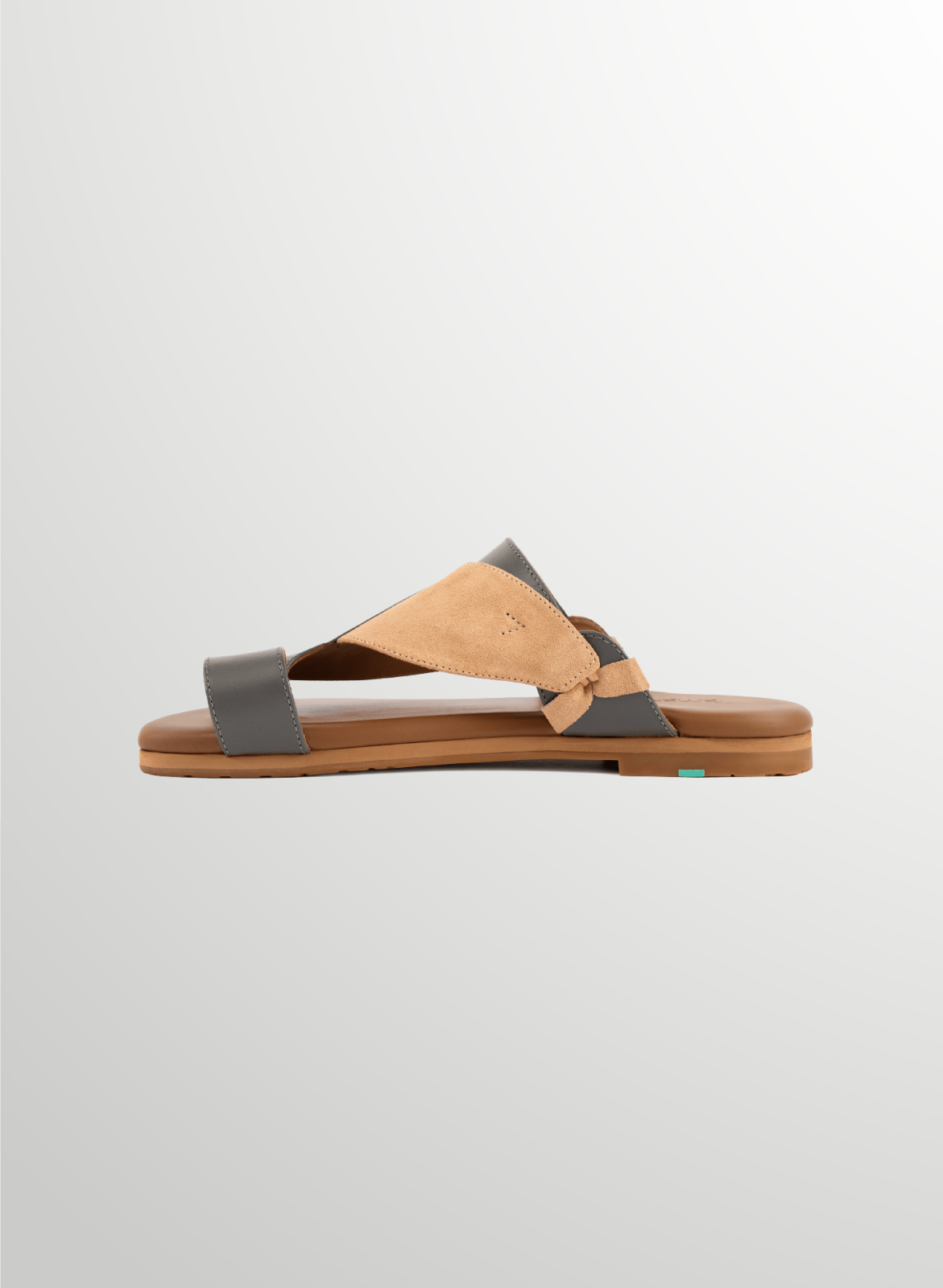 Side View of Tamashee Sandals|Tams Arabic Sandals for Men Luxury Leather Sandals|Tams Traditional Arabic Sandals for men|Stylish Tamashee Arabic Sandals for Men|Tams Arabic Sandals For men|Detail Information of Arabic Traditional Sandals|Inspiration Infor