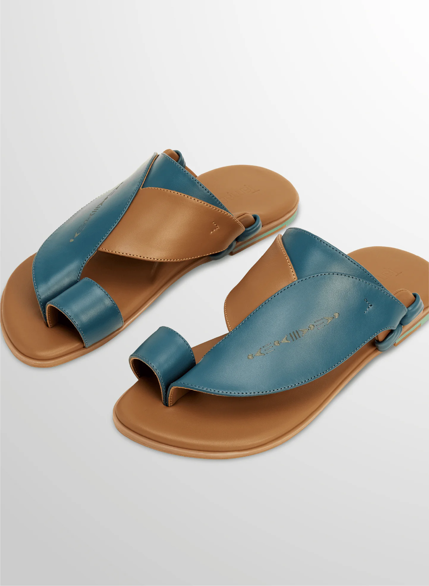 Athaar elegant mens sandals