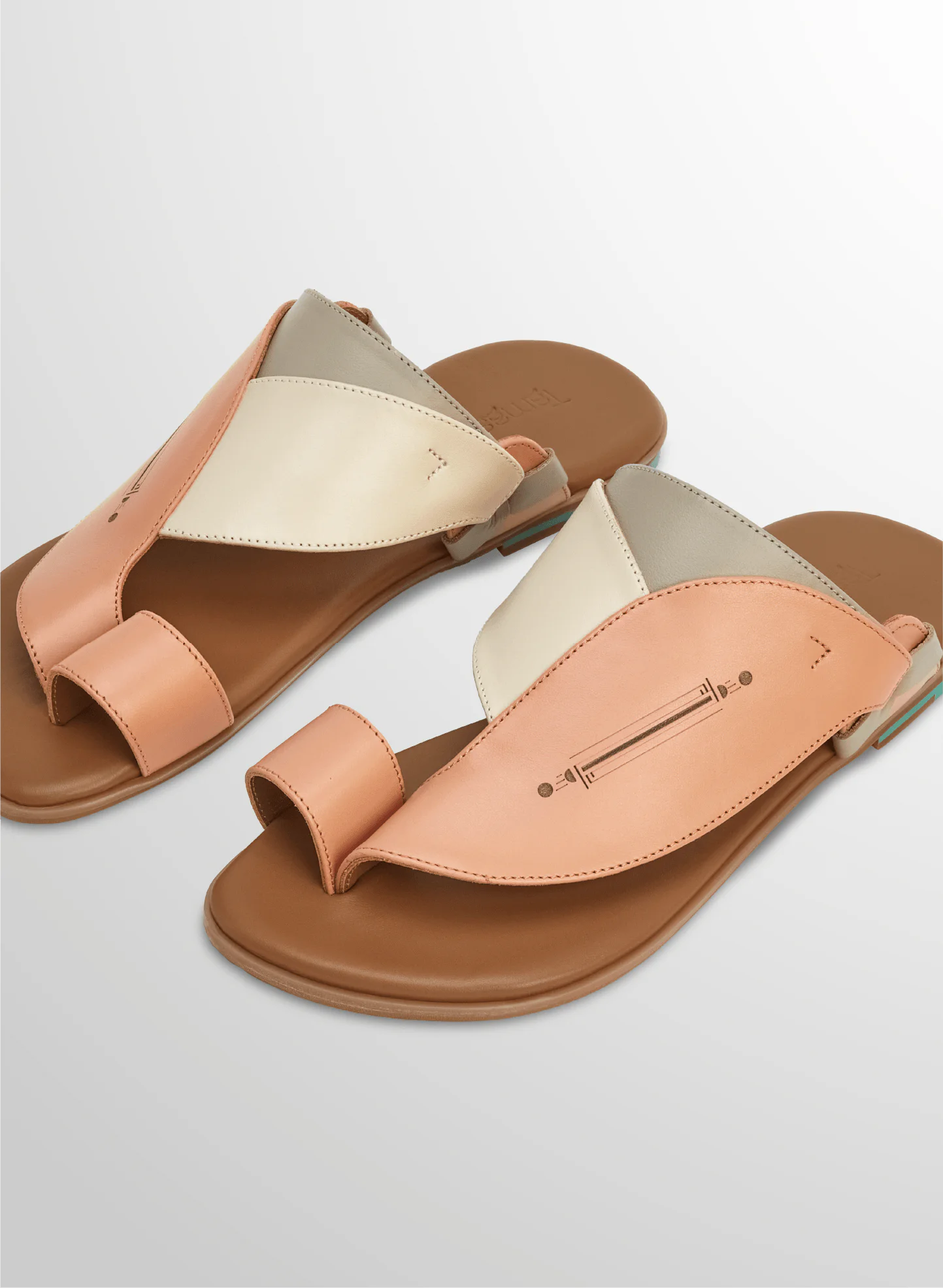 Tamashee leather sandals style